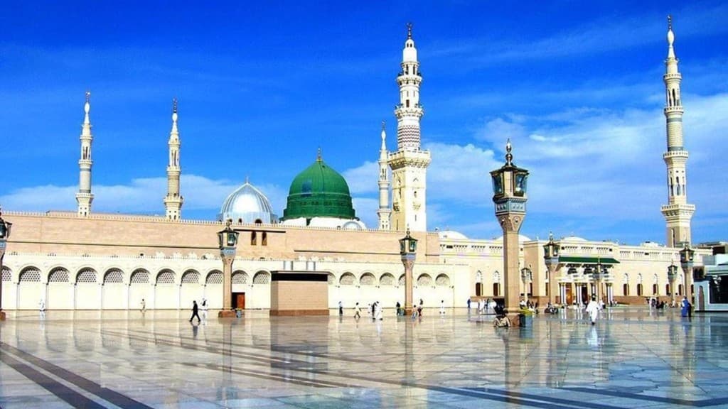 Green bound Quran copies for Quran learning